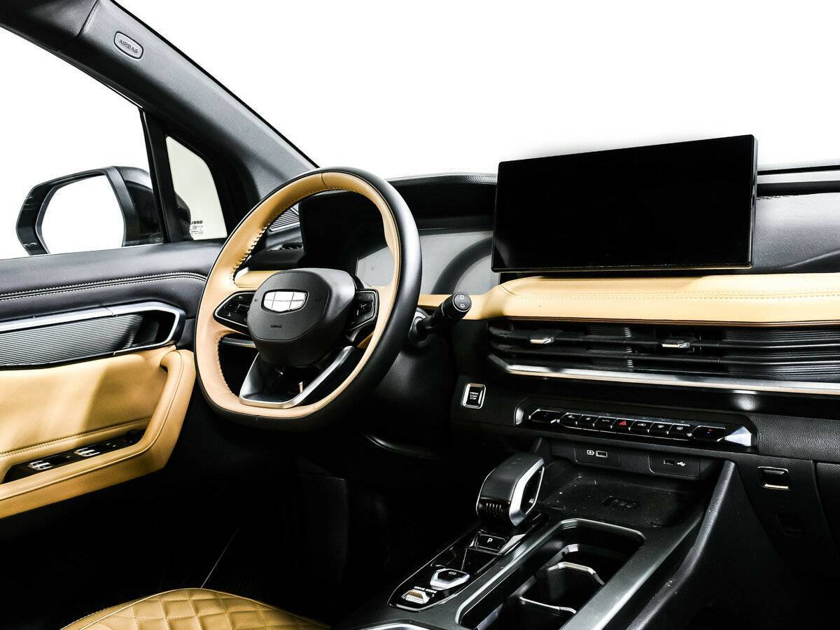 Б/У Джили Okavango 2023 года. Фото: #8