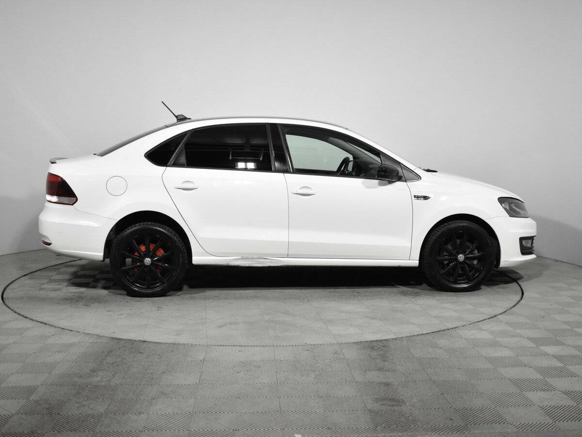 Б/У Фольксваген Поло 2019 года. Фото: #4