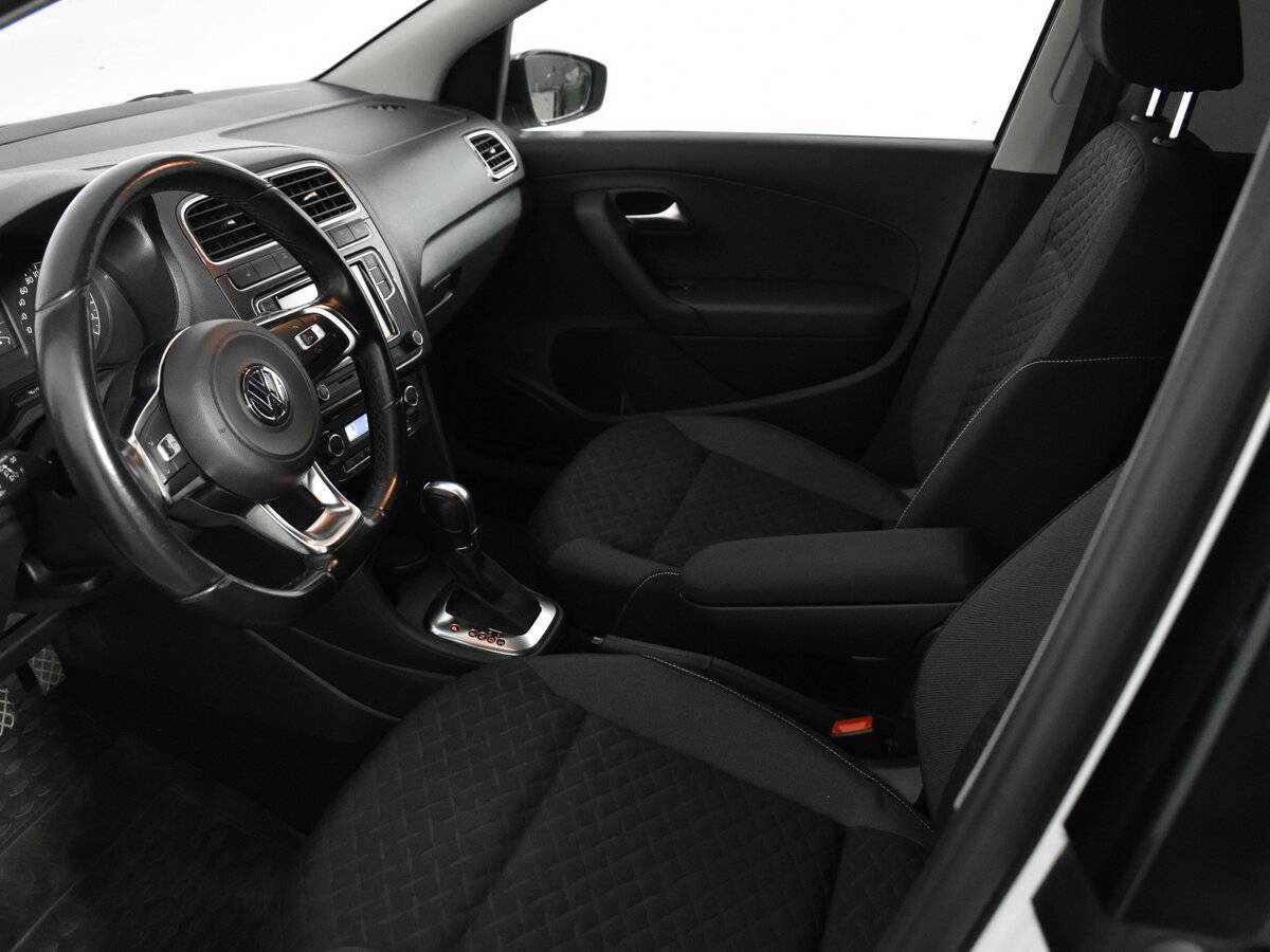 Б/У Фольксваген Поло 2019 года. Фото: #8