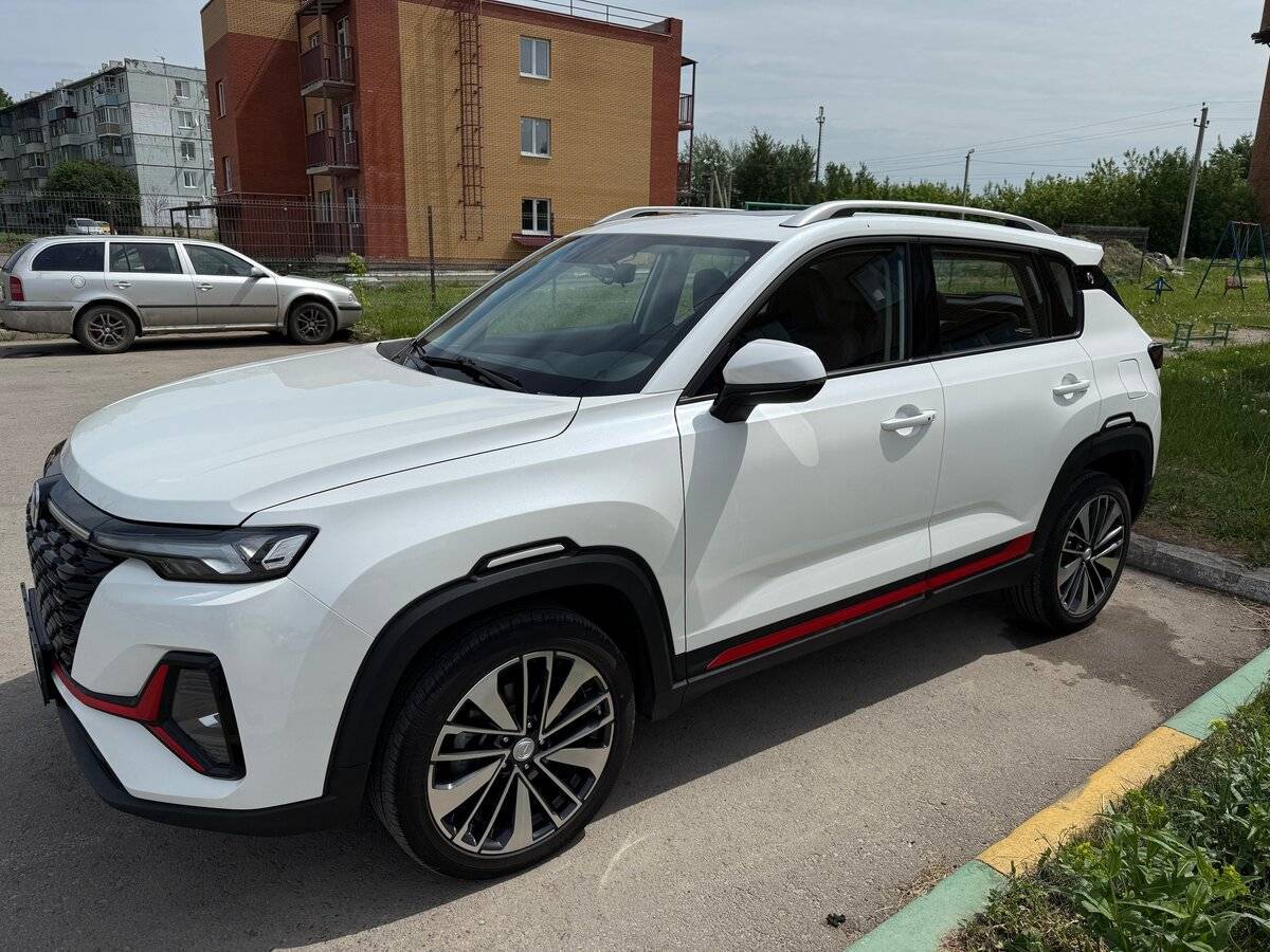 Б/У Чанган CS35 Plus 2023 года. Фото: #2