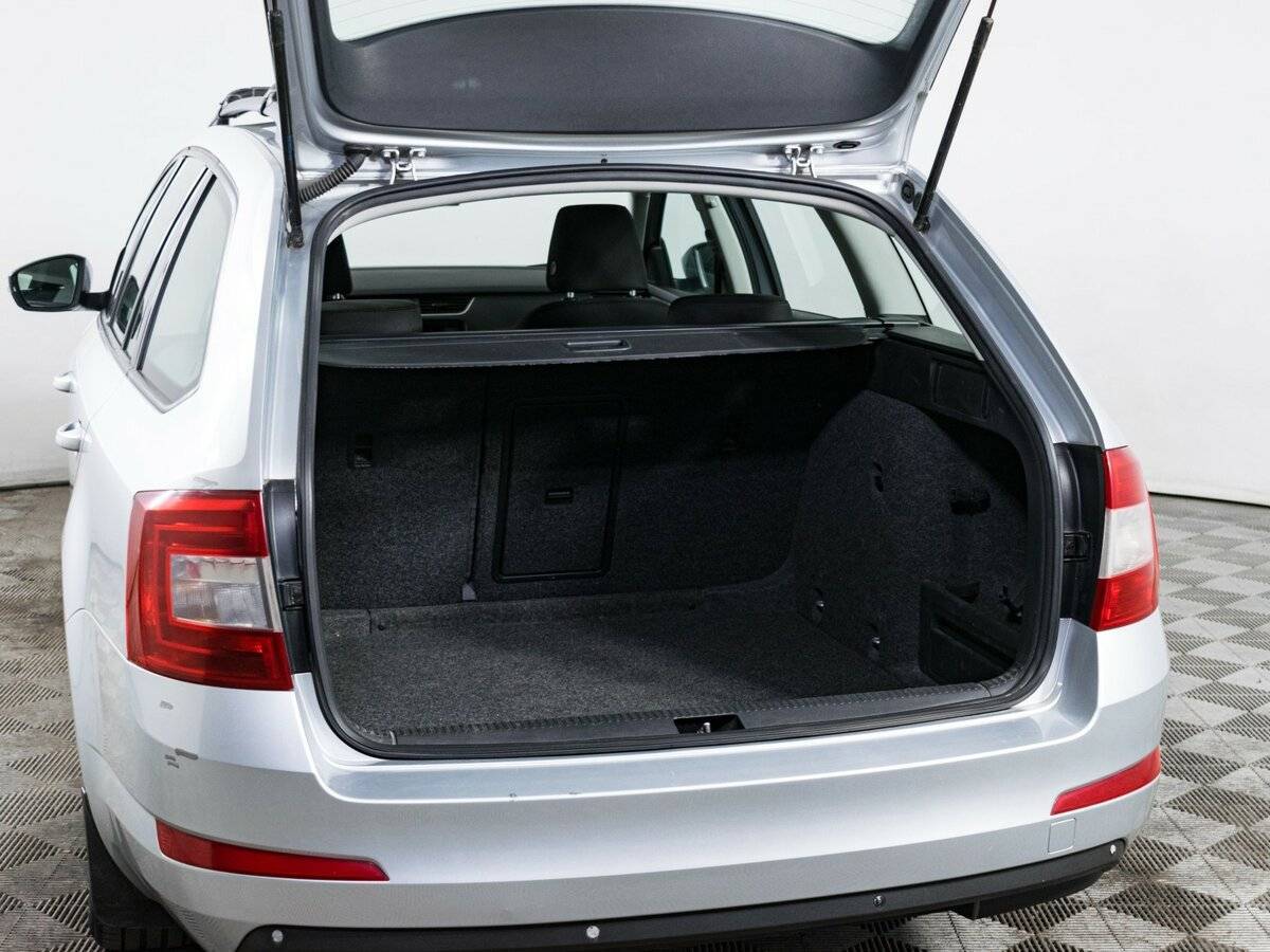 Б/У Шкода Октавия 2015 года. Фото: #8