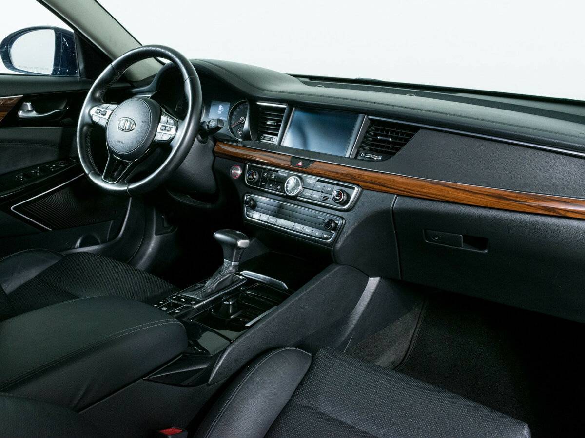 Б/У Киа К7 2017 года. Фото: #6