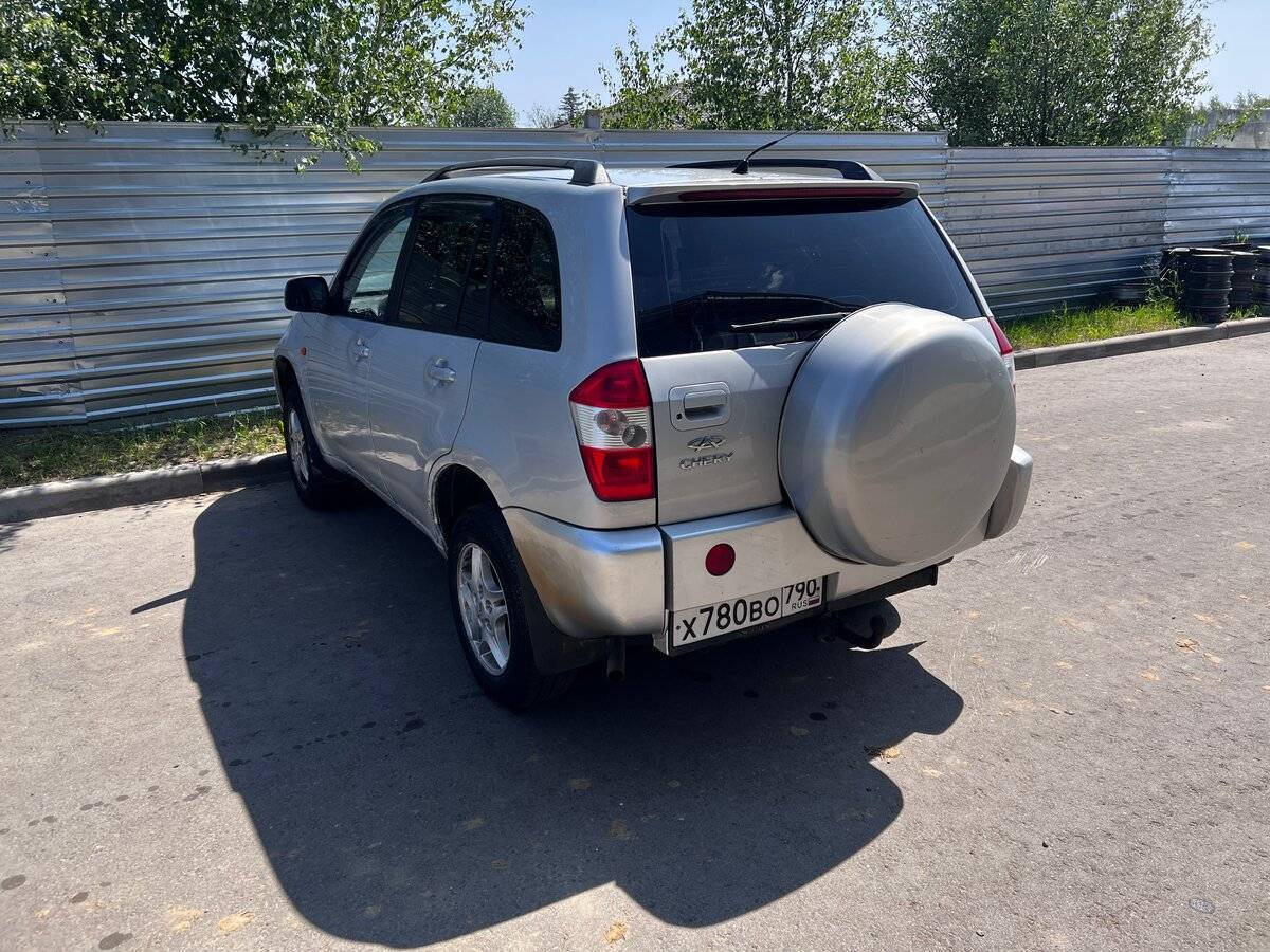Б/У Чери Тигго (Т11) 2010 года. Фото: #3