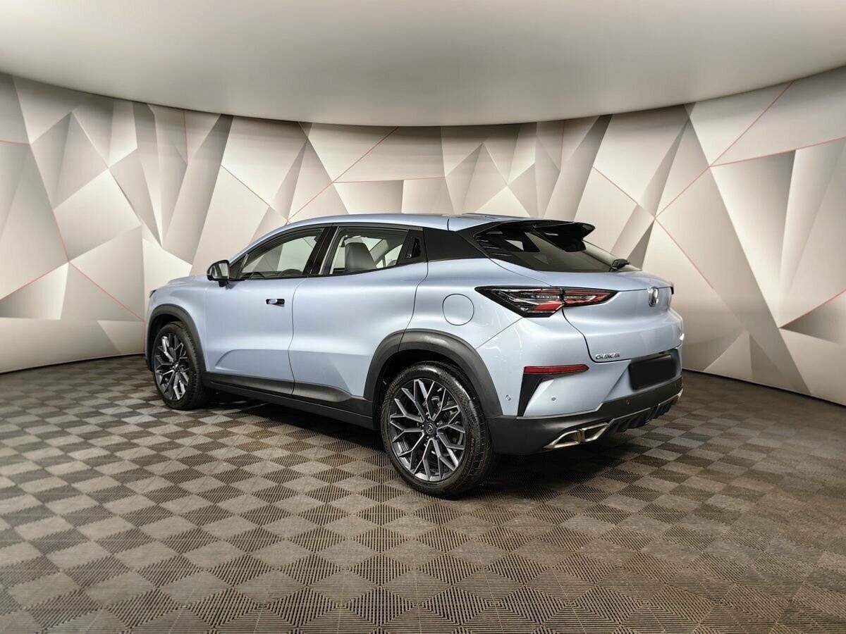 Б/У Чанган УНИ-Т 2023 года. Фото: #3