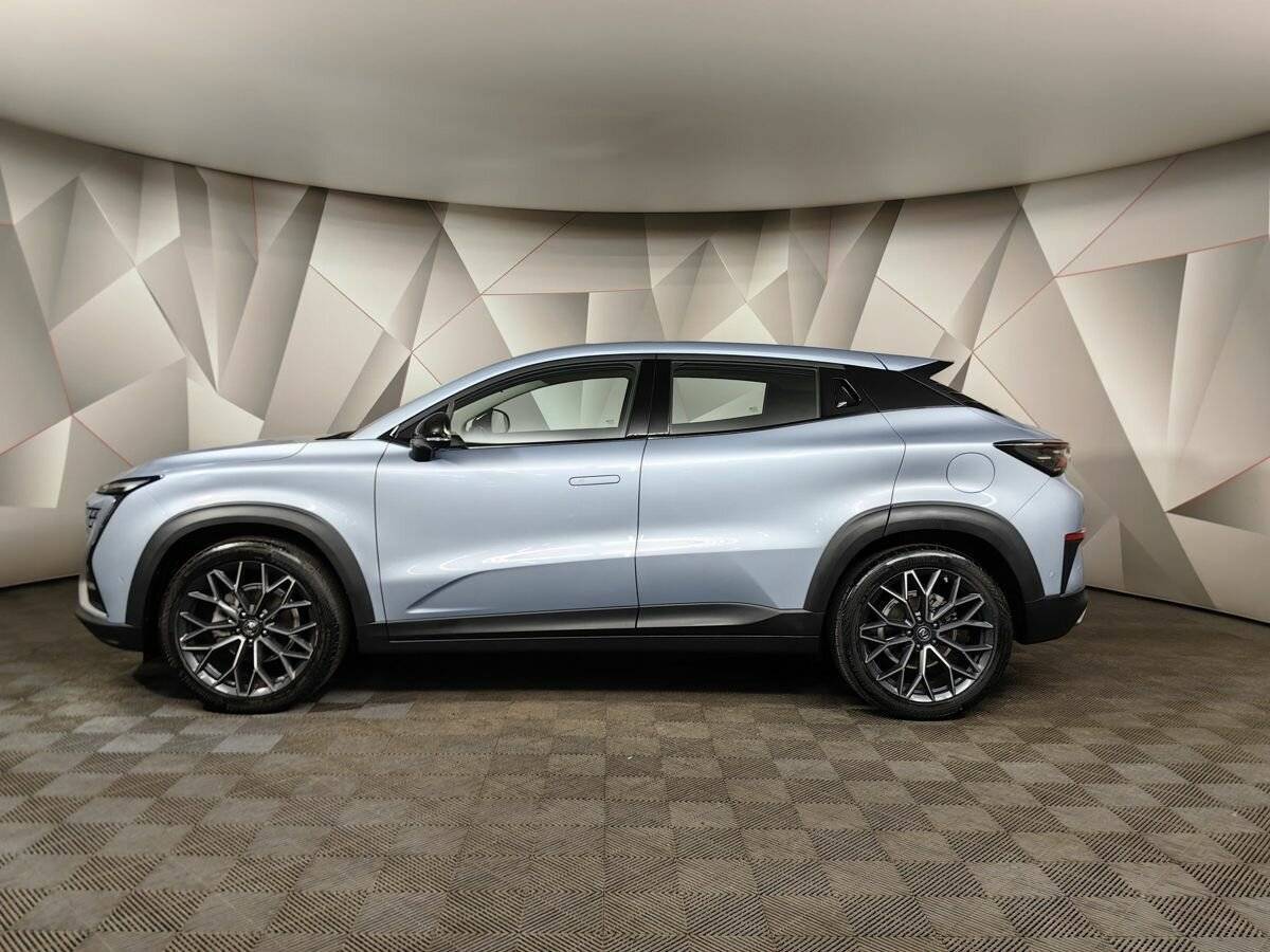 Б/У Чанган УНИ-Т 2023 года. Фото: #4