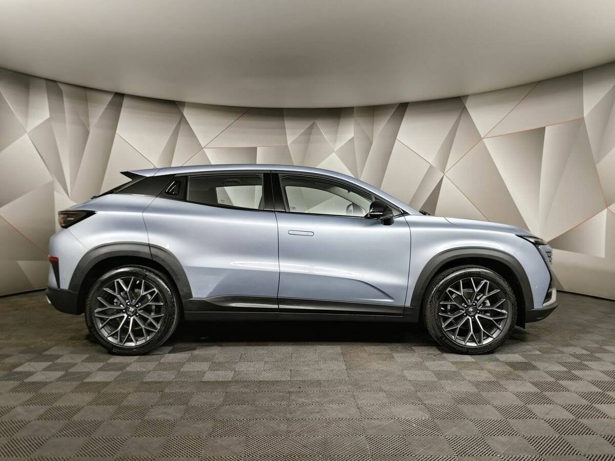 Б/У Чанган УНИ-Т 2023 года. Фото: #5