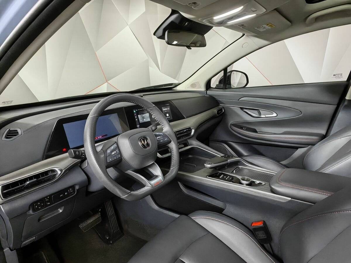 Б/У Чанган УНИ-Т 2023 года. Фото: #15