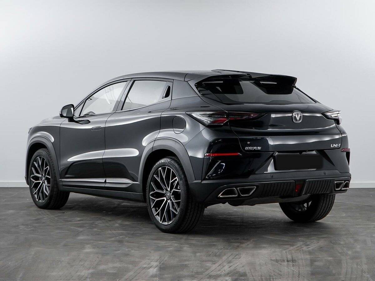 Б/У Чанган УНИ-Т 2022 года. Фото: #1