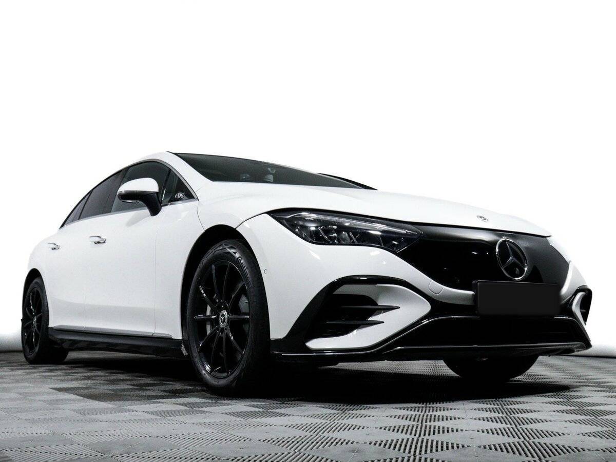 Б/У Мерседес-Бенц EQE 2022 года. Фото: #18