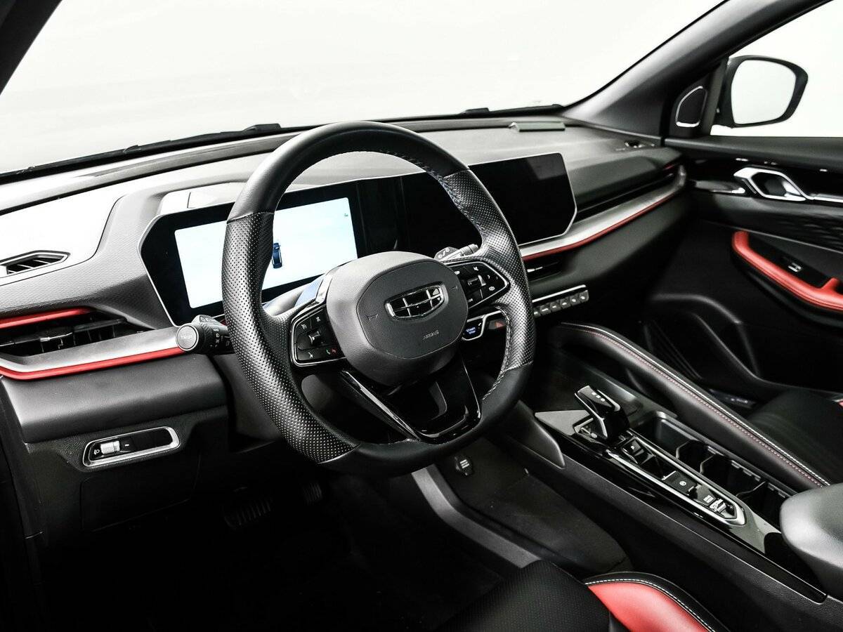 Б/У Джили Кулрэй 2024 года. Фото: #12