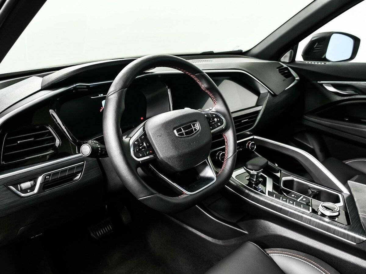 Б/У Джили Тугелла 2024 года. Фото: #12