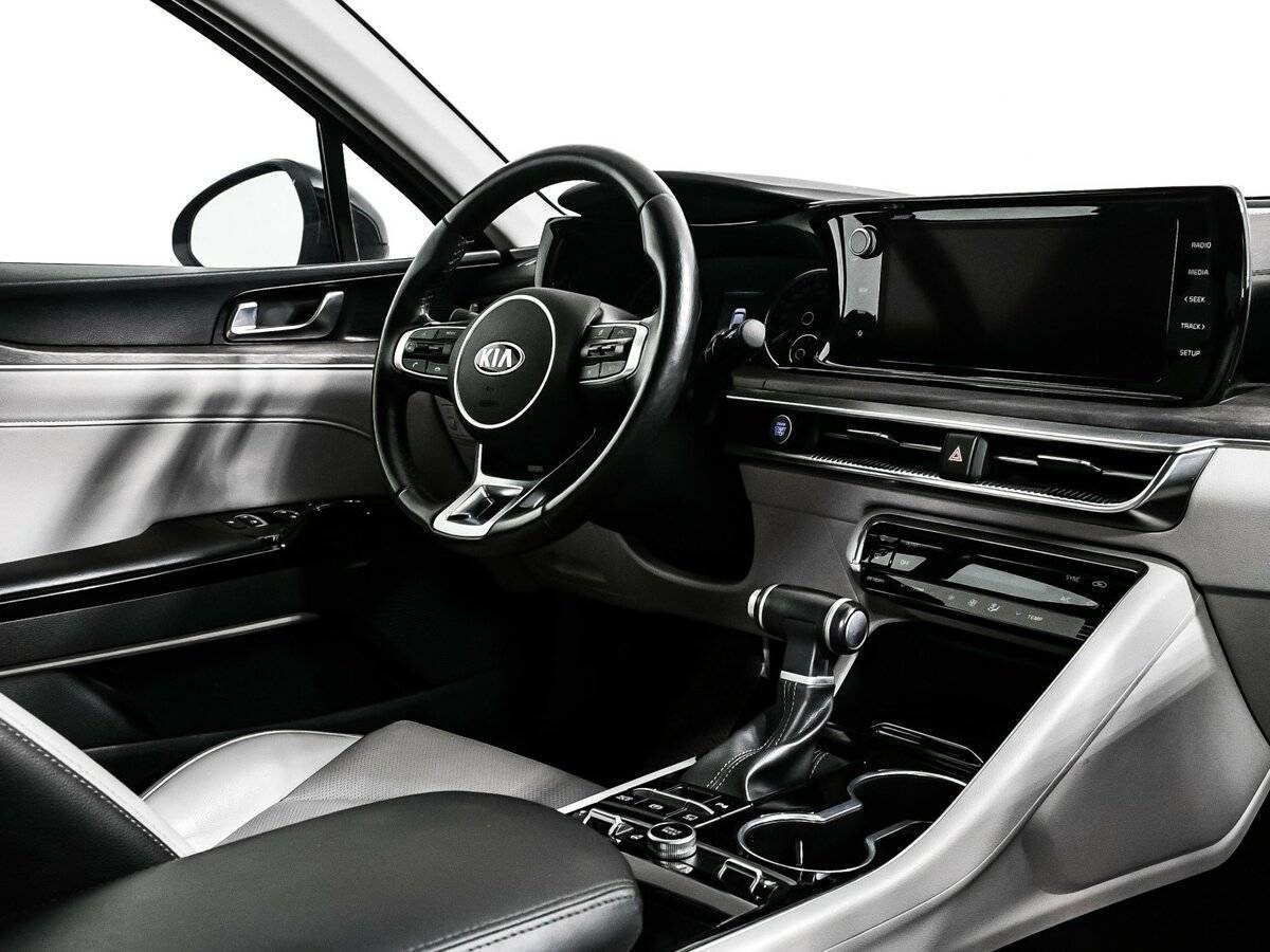 Б/У Киа К5 2020 года. Фото: #8