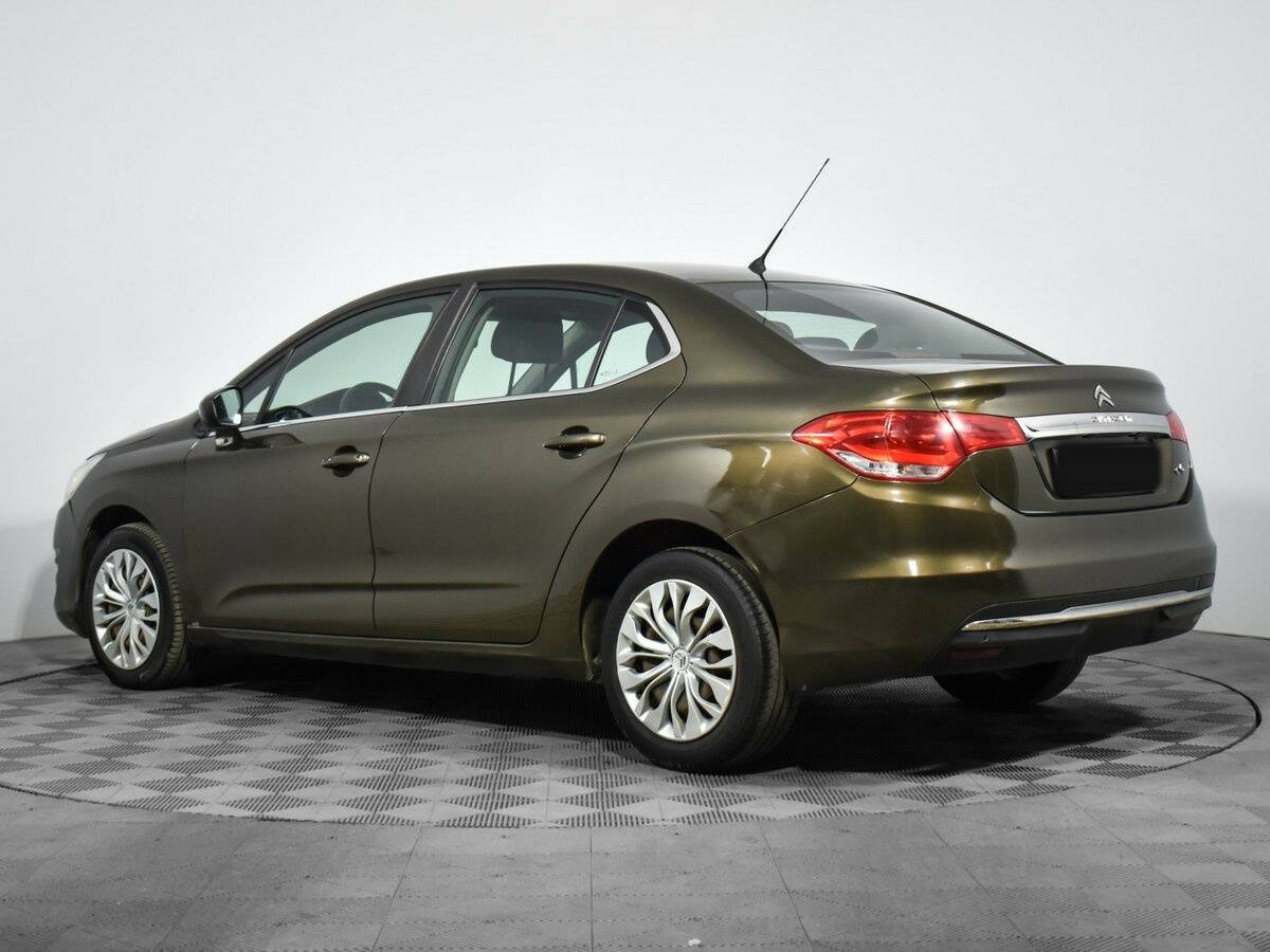 Б/У Ситроен Ц4 2016 года. Фото: #6