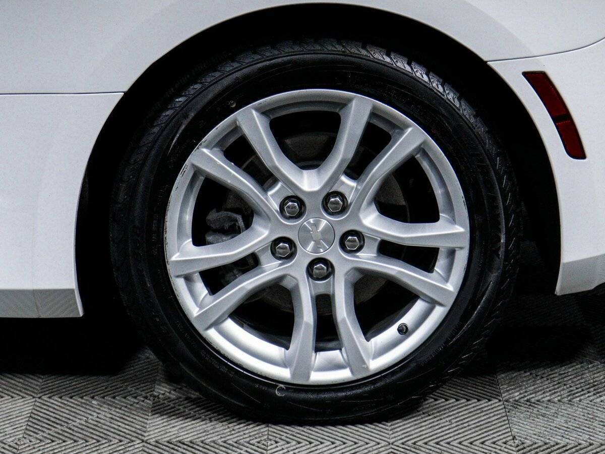 Б/У Шевроле Камаро 2020 года. Фото: #14