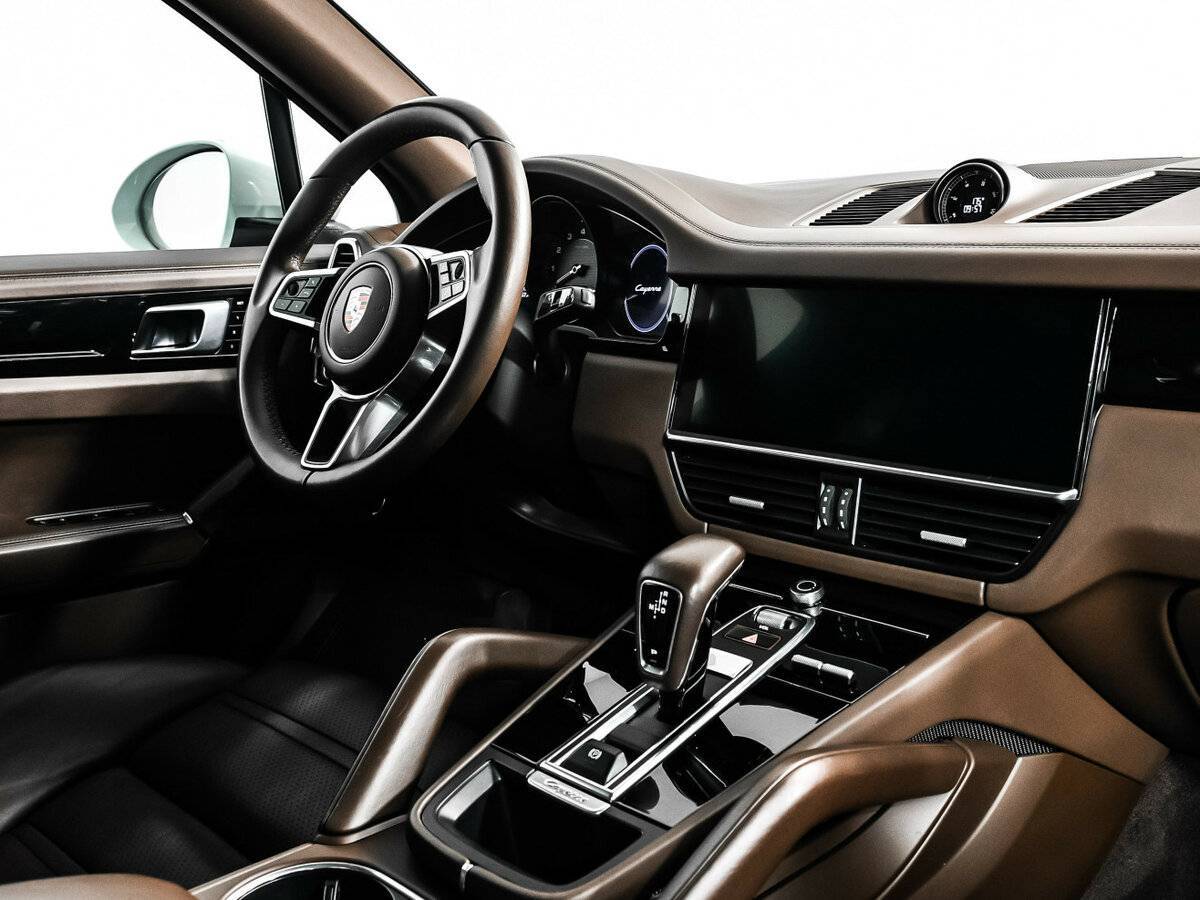 Б/У Порш Кайен 2019 года. Фото: #8