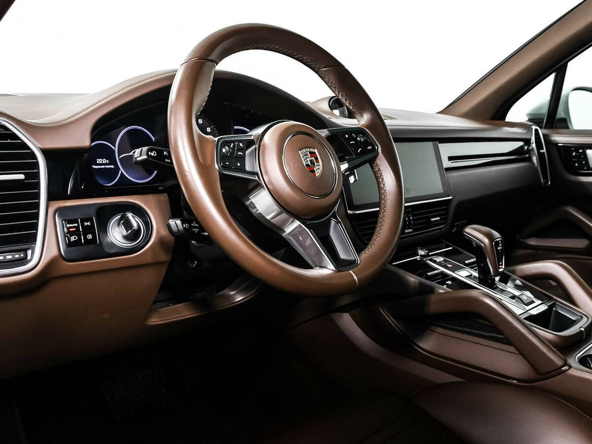 Б/У Порш Кайен 2019 года. Фото: #12