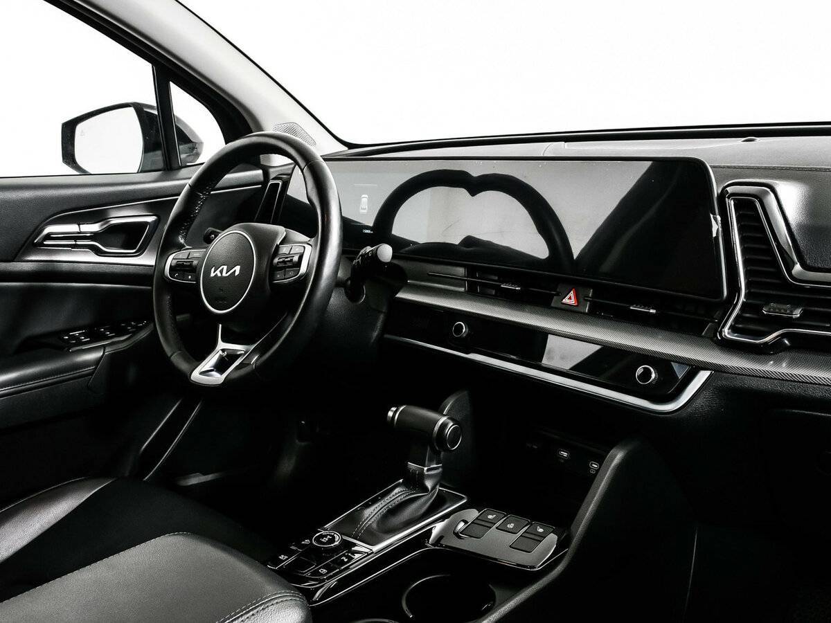 Б/У Киа Спортейдж 2023 года. Фото: #8