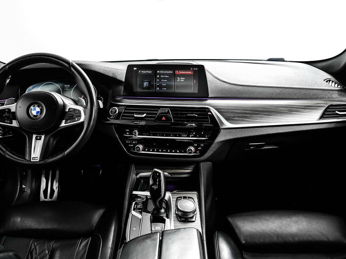 Б/У БМВ 5 серии 2019 года. Фото: #10