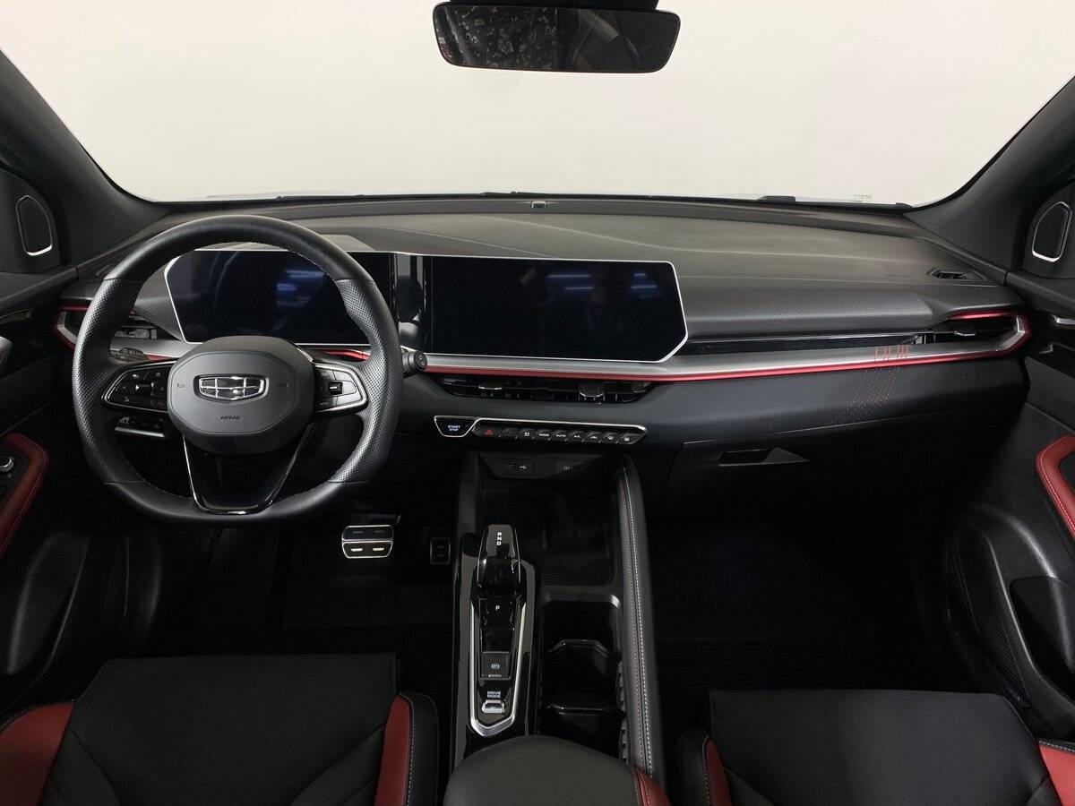 Б/У Джили Кулрэй 2023 года. Фото: #11