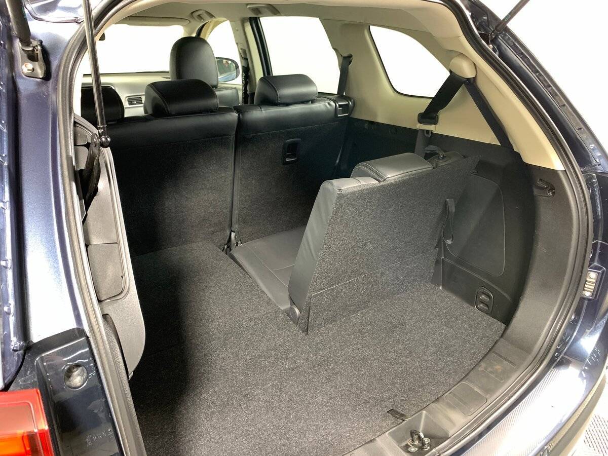 Б/У Митсубиши Оутлэндер 2020 года. Фото: #17