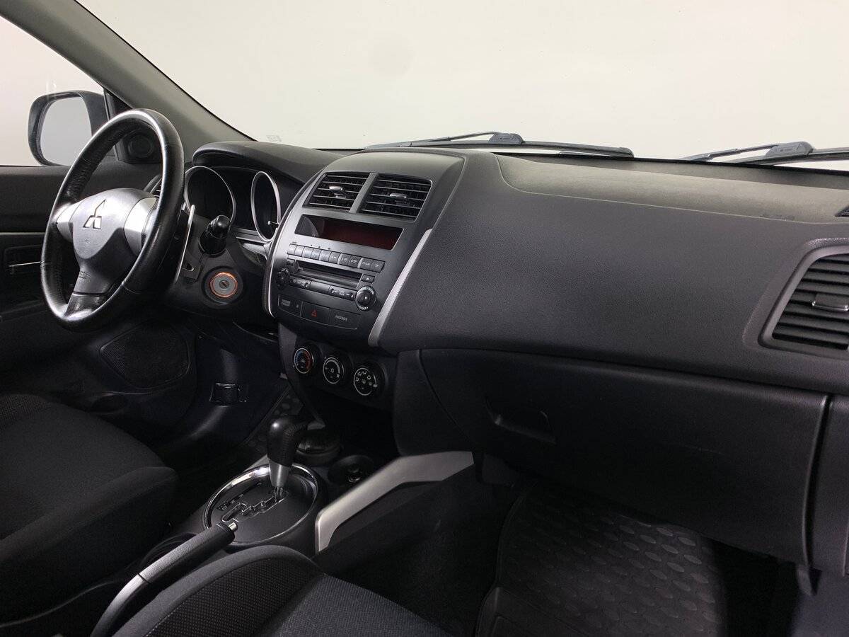 Б/У Митсубиши АС-Икс 2011 года. Фото: #12