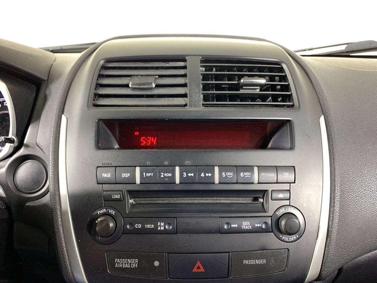 Б/У Митсубиши АС-Икс 2011 года. Фото: #14