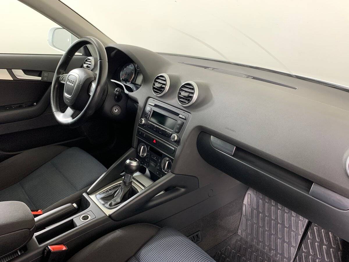 Б/У Ауди А3 2012 года. Фото: #12