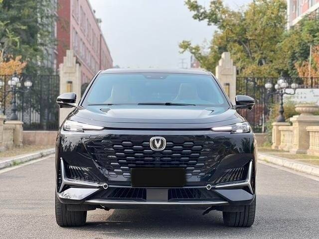 Б/У Чанган УНИ-К 2022 года. Фото: #1