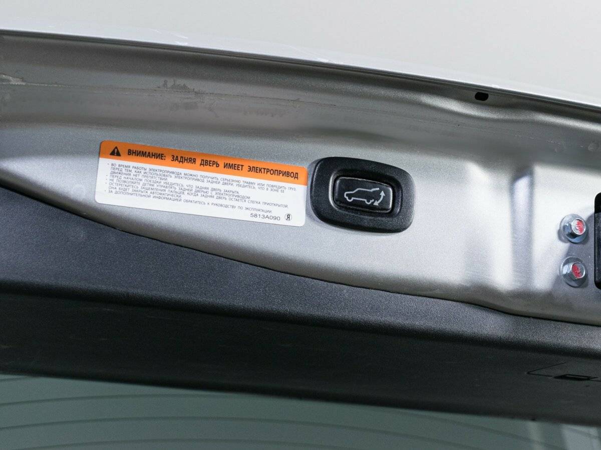 Б/У Митсубиши Оутлэндер 2015 года. Фото: #7