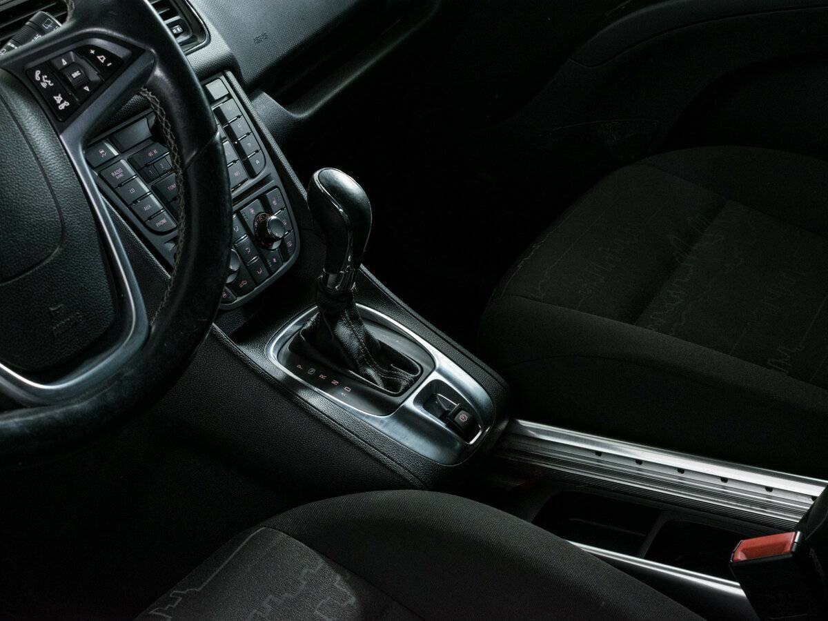 Б/У Опель Мерива 2013 года. Фото: #14