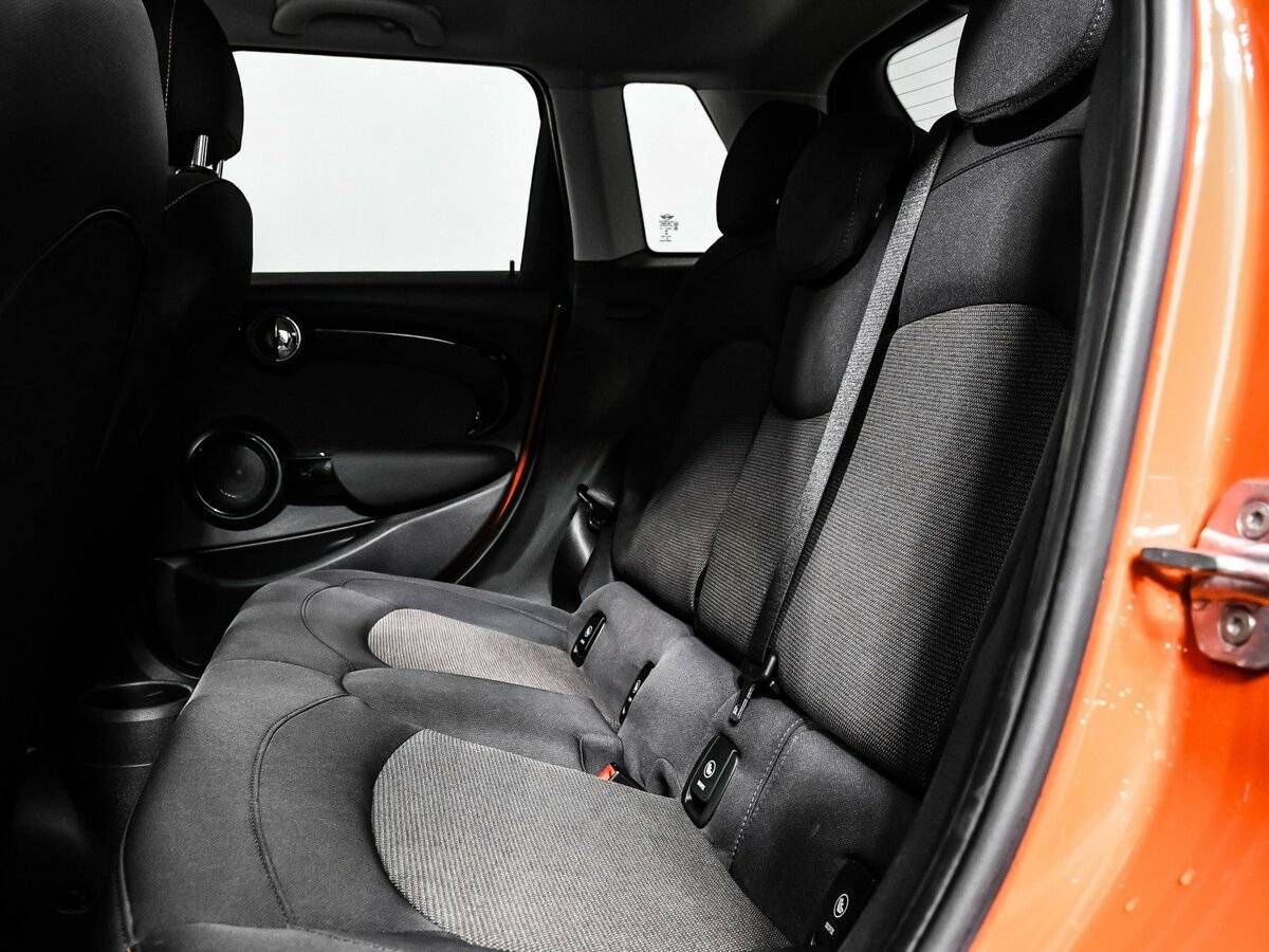 Б/У Мини Хэтч 2018 года. Фото: #11