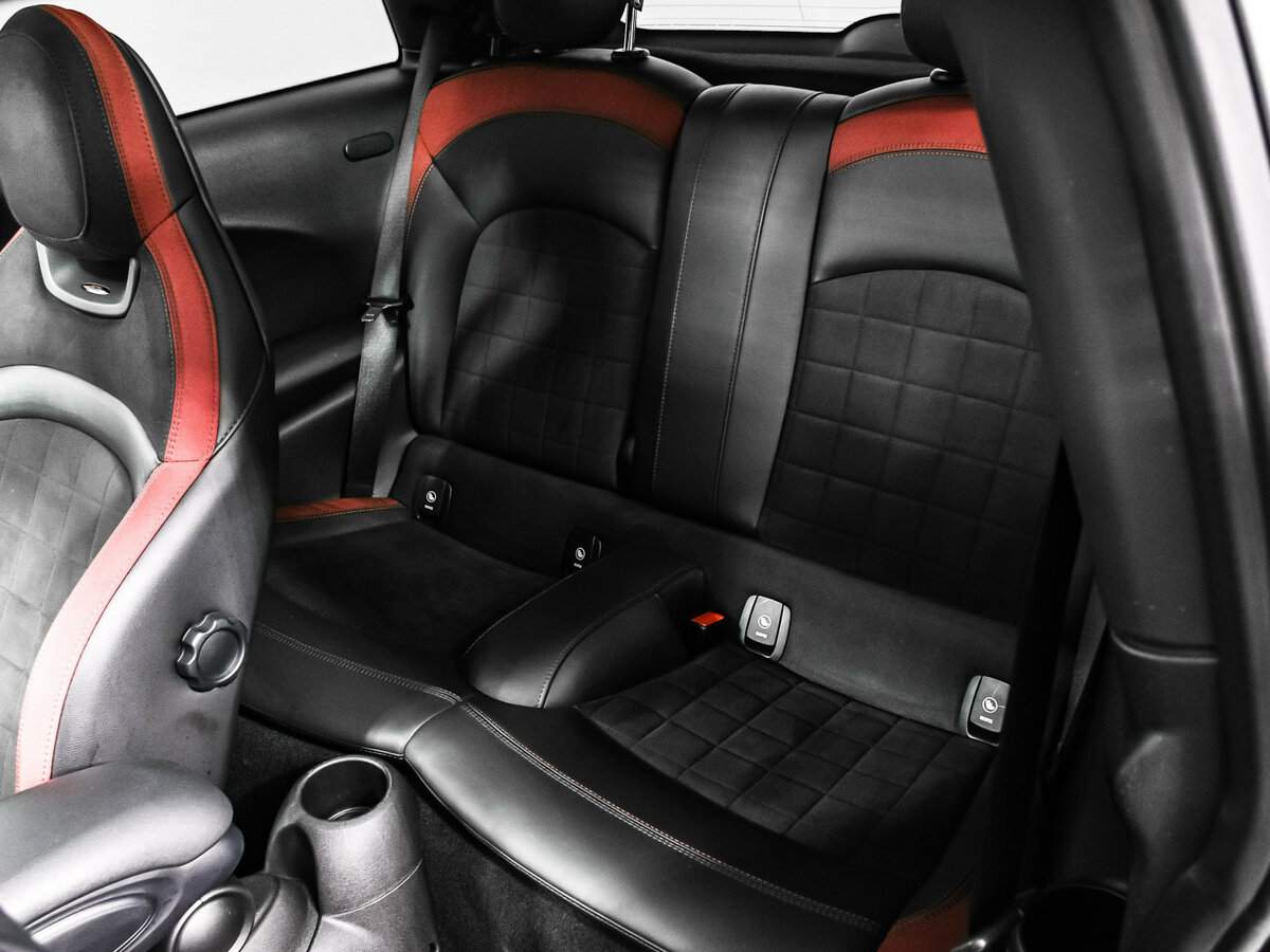 Б/У Мини Хэтч 2016 года. Фото: #11