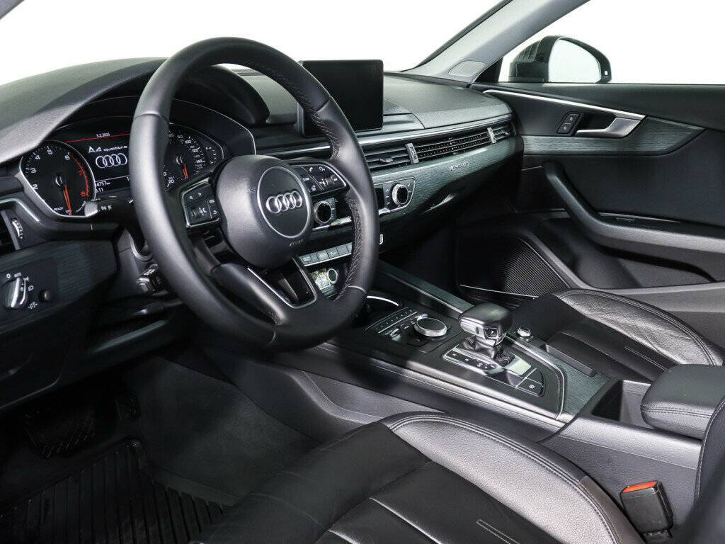 Б/У Ауди А4 2017 года. Фото: #14