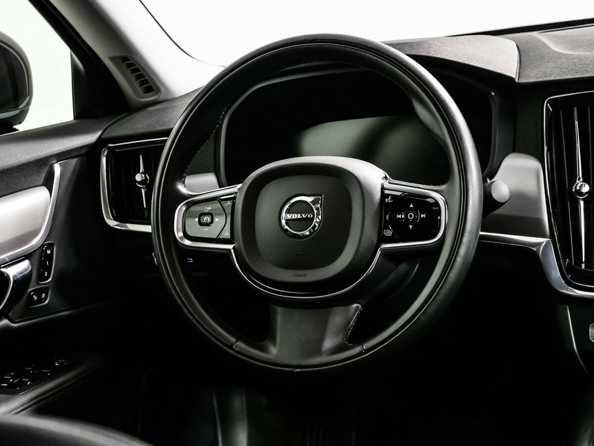 Б/У Вольво С90 2020 года. Фото: #17