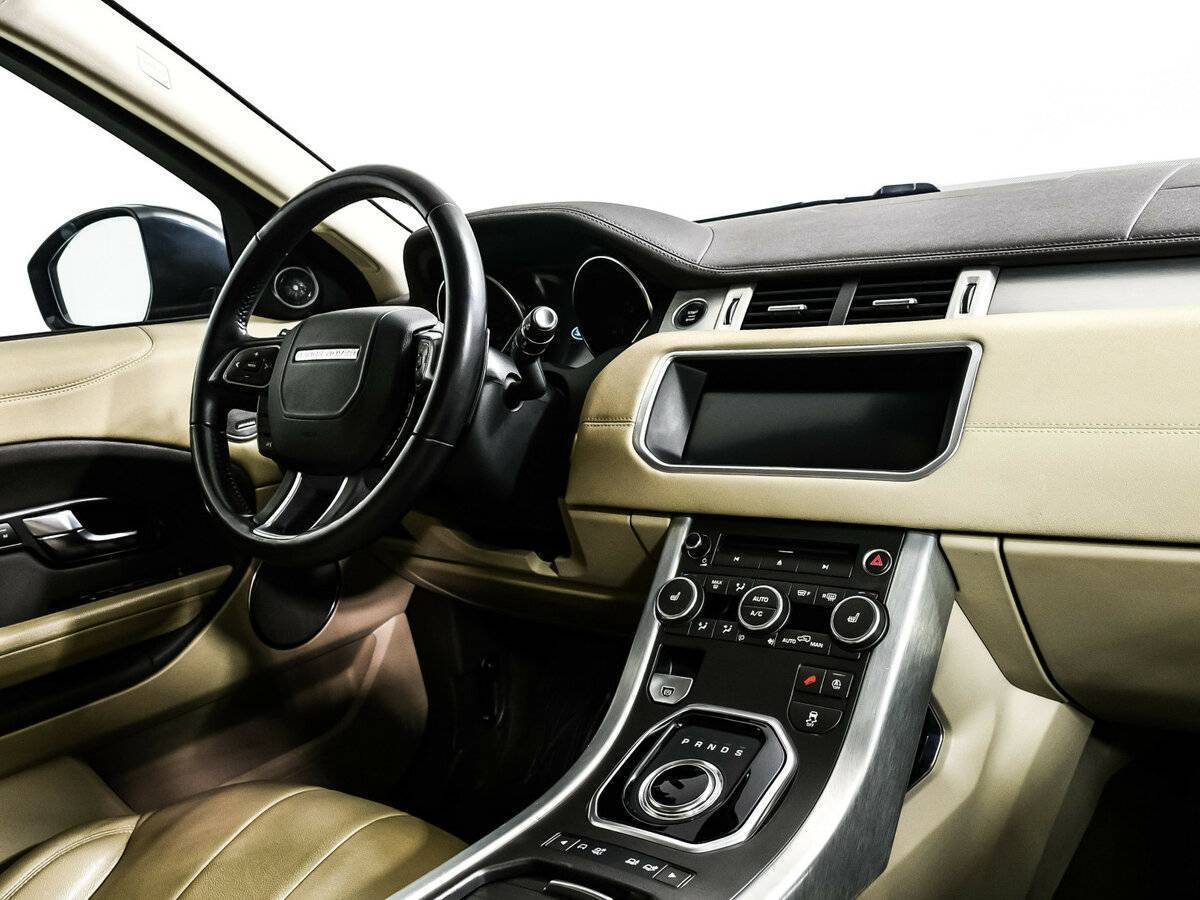 Б/У Лэнд Ровер Рэнж Ровер Эвок 2018 года. Фото: #8