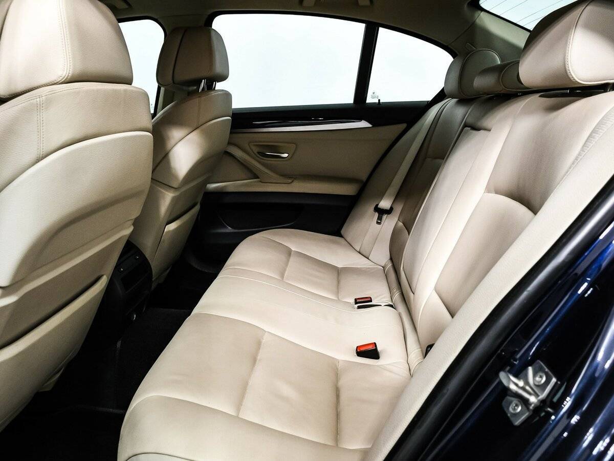 Б/У БМВ 5 серии 2010 года. Фото: #11