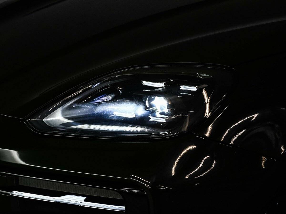 Б/У Порш Кайен 2024 года. Фото: #18