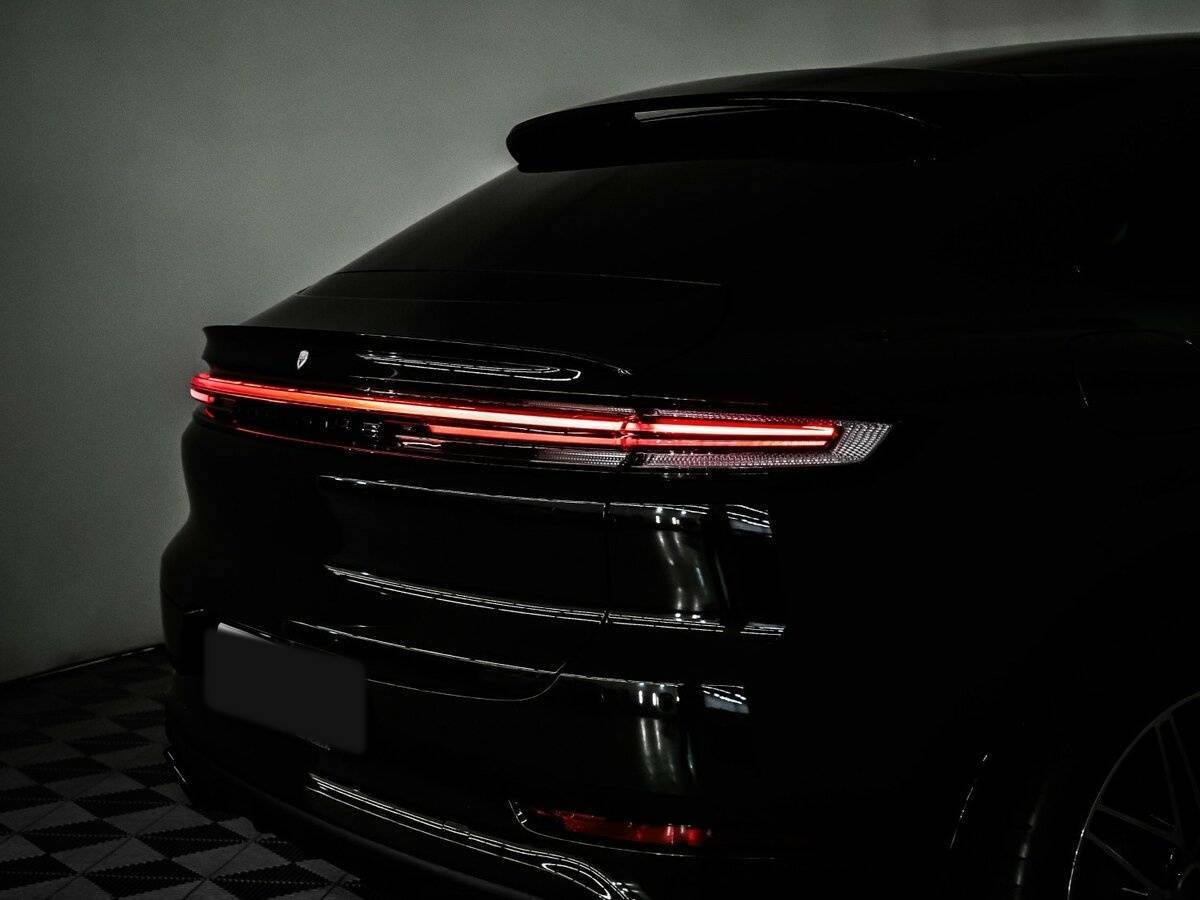 Б/У Порш Кайен 2024 года. Фото: #21