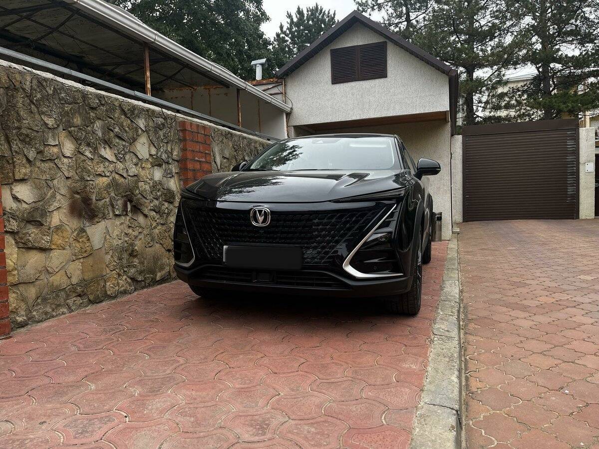 Б/У Чанган УНИ-Т 2023 года. Фото: #1