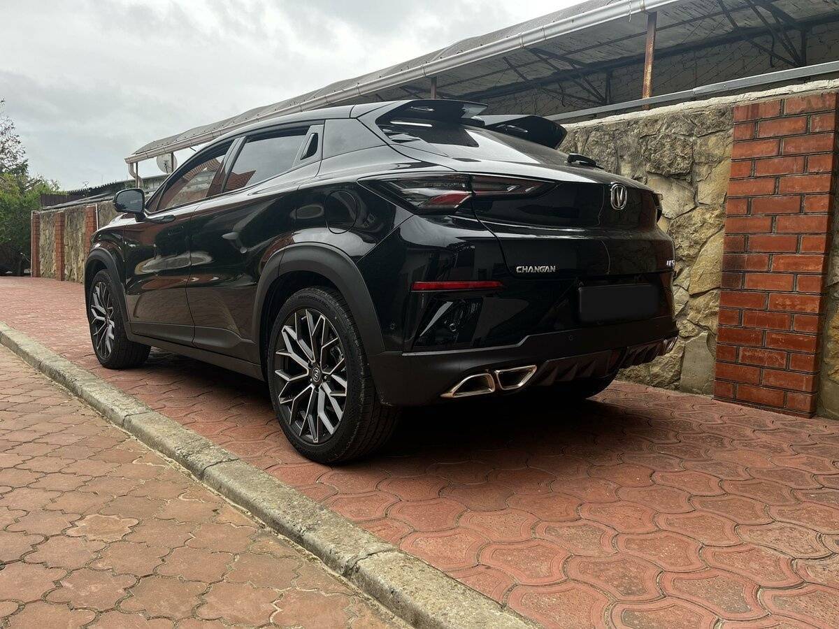 Б/У Чанган УНИ-Т 2023 года. Фото: #4