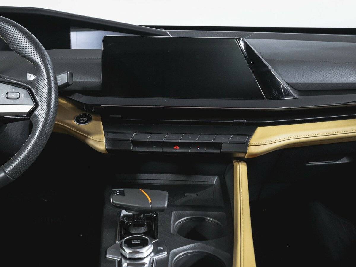 Б/У Чанган УНИ-В 2022 года. Фото: #9