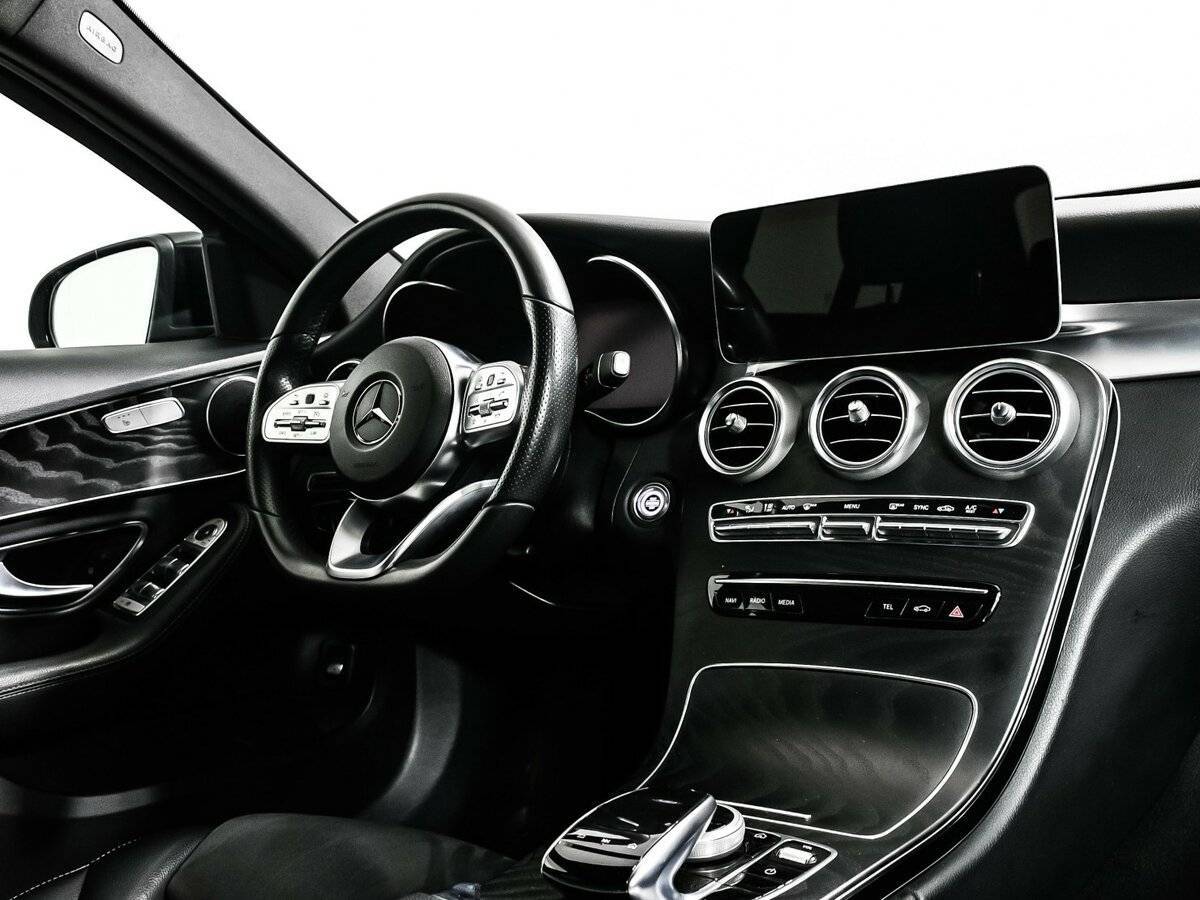 Б/У Мерседес-Бенц Ц-Класс 2019 года. Фото: #8