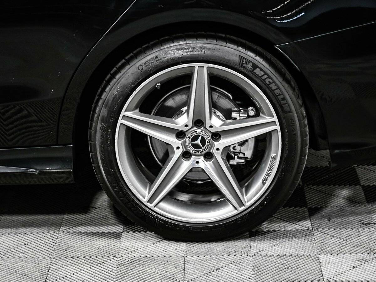 Б/У Мерседес-Бенц Ц-Класс 2019 года. Фото: #13