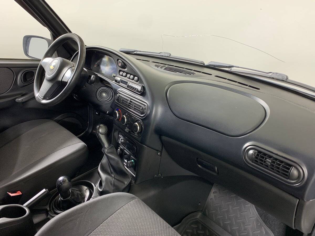 Б/У Шевроле Нива 2011 года. Фото: #12