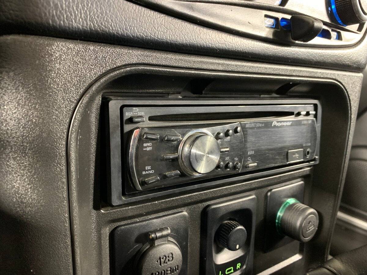 Б/У Шевроле Нива 2011 года. Фото: #14