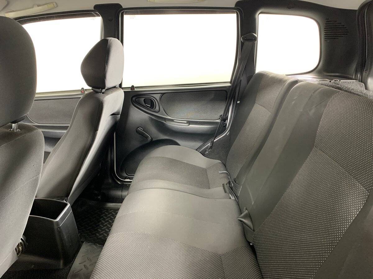 Б/У Шевроле Нива 2011 года. Фото: #17