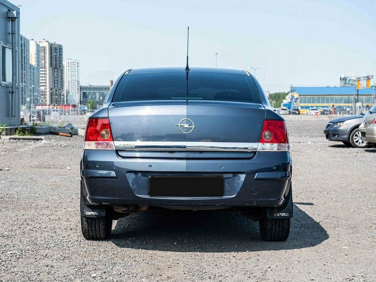 Б/У Опель Астра 2008 года. Фото: #4