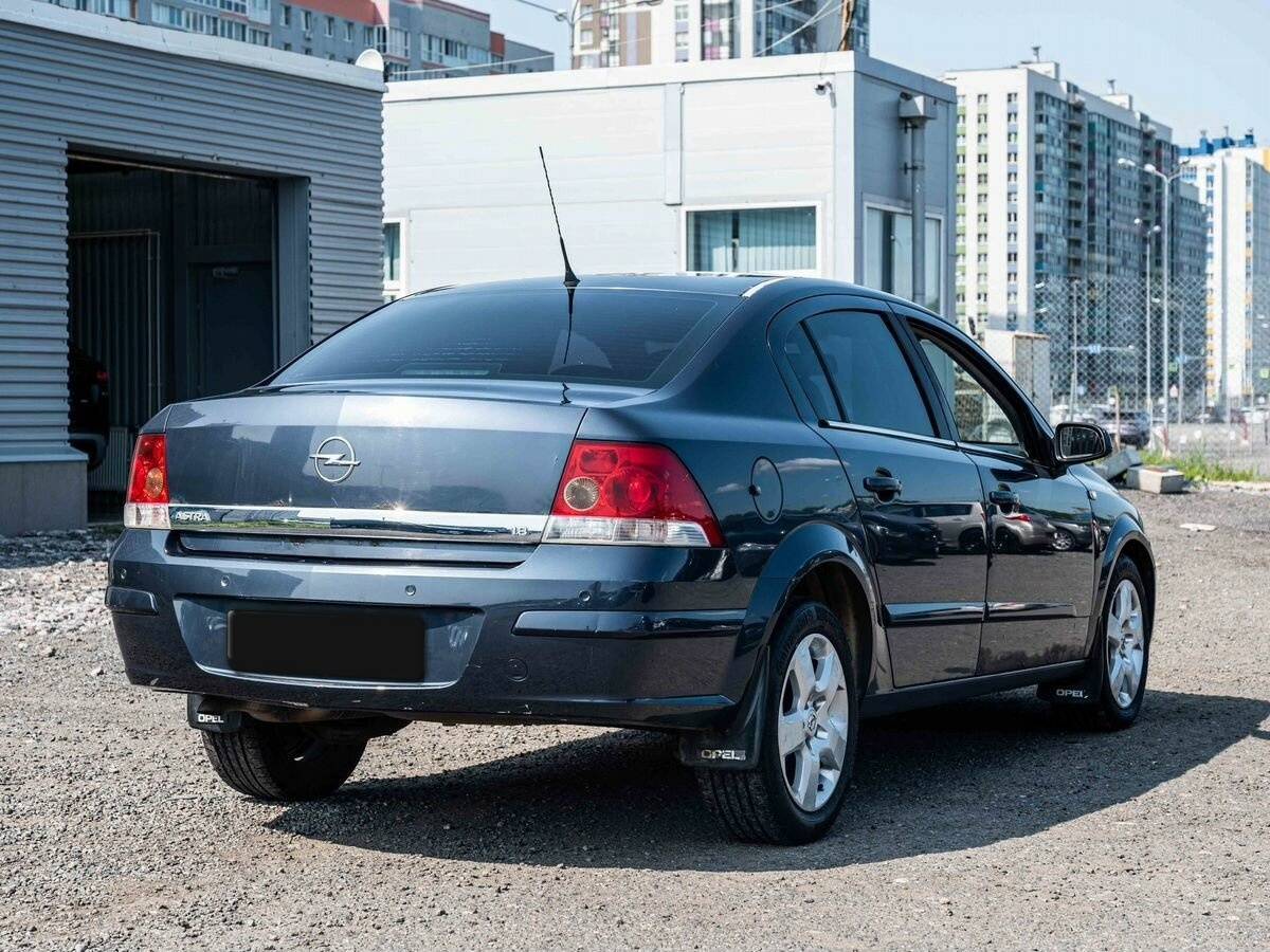 Б/У Опель Астра 2008 года. Фото: #5