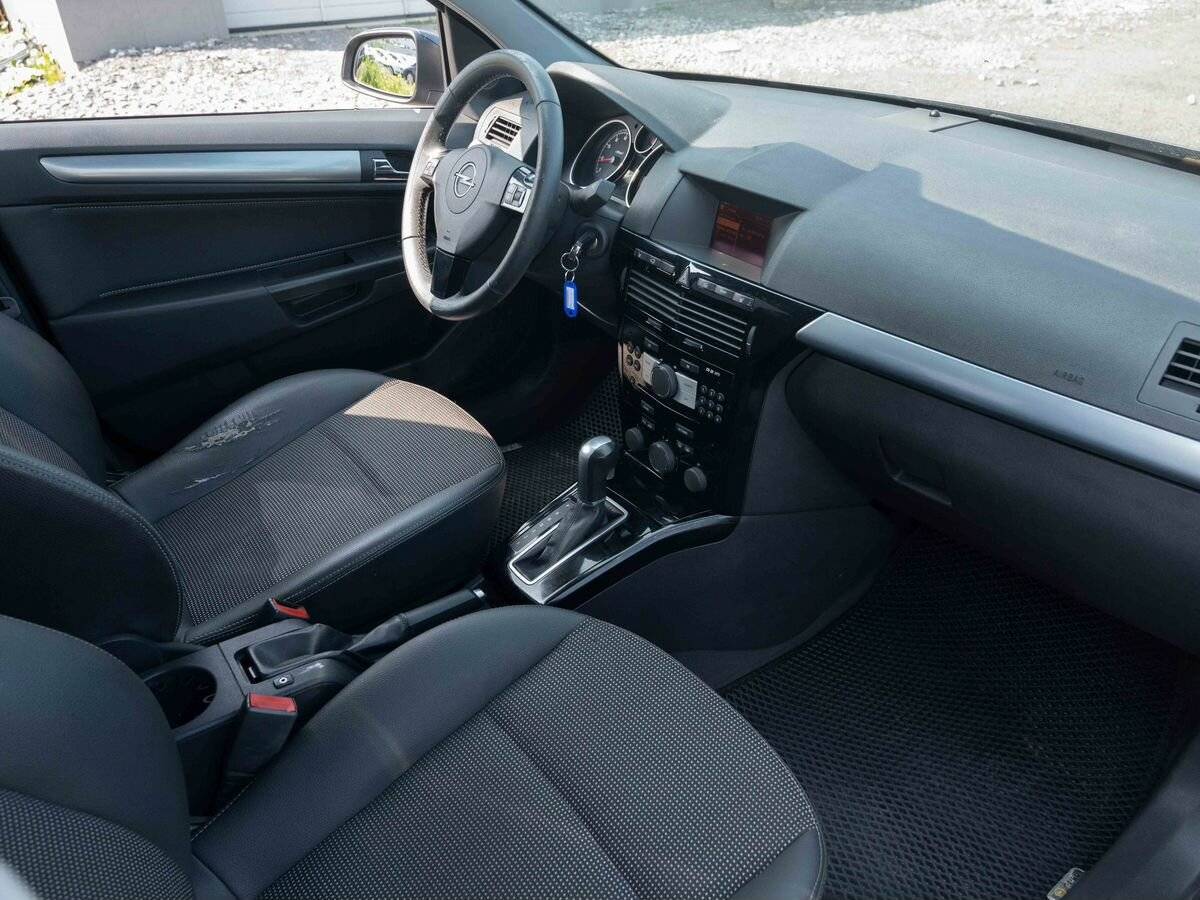 Б/У Опель Астра 2008 года. Фото: #11