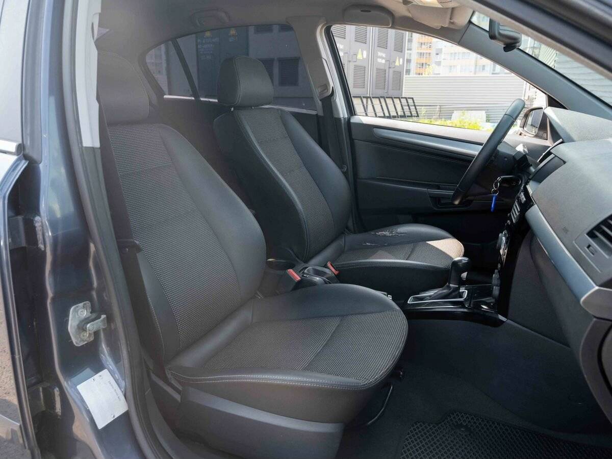 Б/У Опель Астра 2008 года. Фото: #12